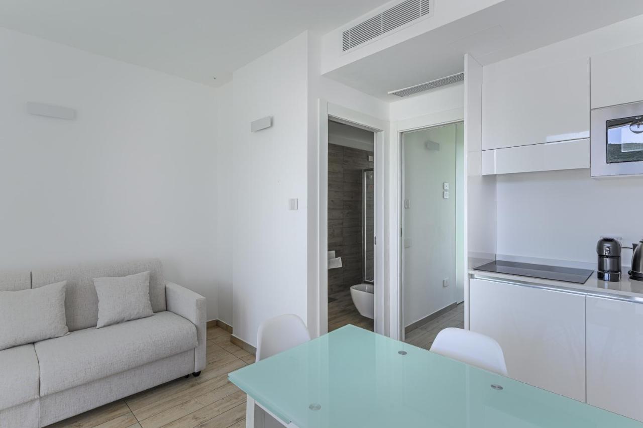 Capo Falcone Charming Apartments Stintino Εξωτερικό φωτογραφία